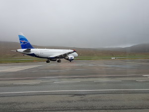 This is Atlantic Airways leaving for Copenhagen. 50.00 people, own government owned airline :)